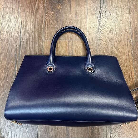 Jimmy choo large Riley crossbody tote bag in navy - Picture 8 of 16